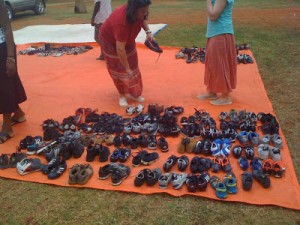 In November, an Orphan's Heart team distributed hundreds of shoes in Kamonkoli.  (Image courtesy Orphan's Heart) 