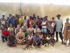 Short-term mission teams from the U.S. work alongside locals on Starfysh projects.  (Image courtesy Starfysh)