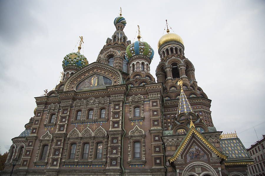 Почему церковь. Зодчий храма Спаса на крови в Санкт-Петербурге. Храм Спаса на крови в Санкт- Петербурге (1907). Зодчий храма Спаса на крови. Кирпичный храм Петербург.