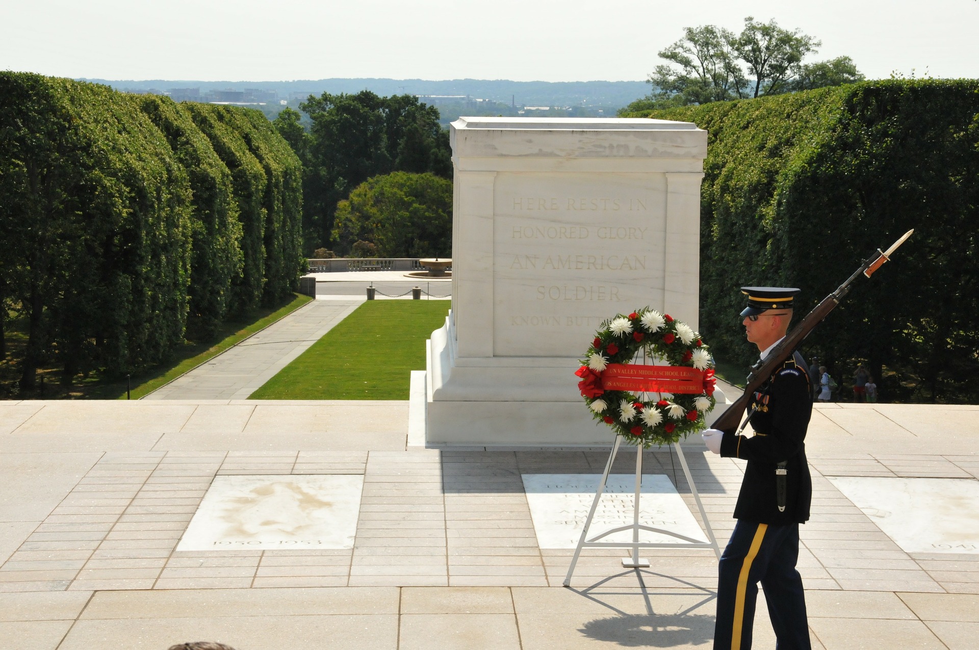 where is the tomb of the unknown soldier